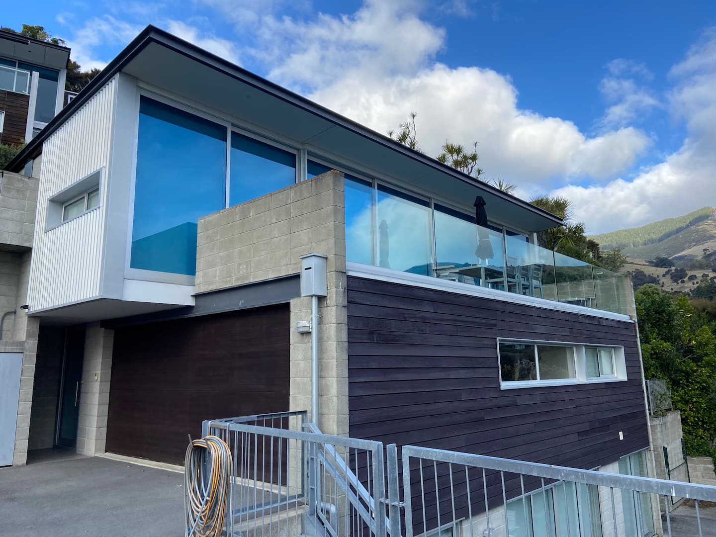 Akaroa Walnut Retreat 4