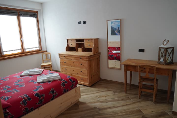 საძინებელი 1