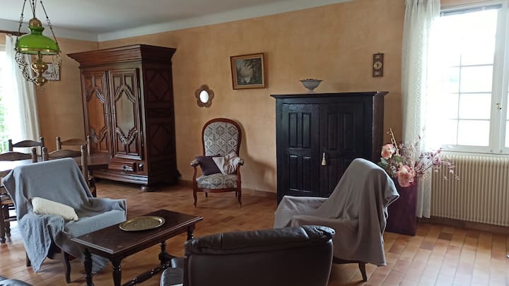 Maison De Campagne Avec Accès Piscine - Francija