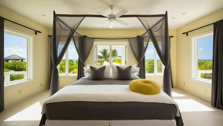 Hummingbird Hill Villa - Houses for Rent in Discovery Bay, St. Ann