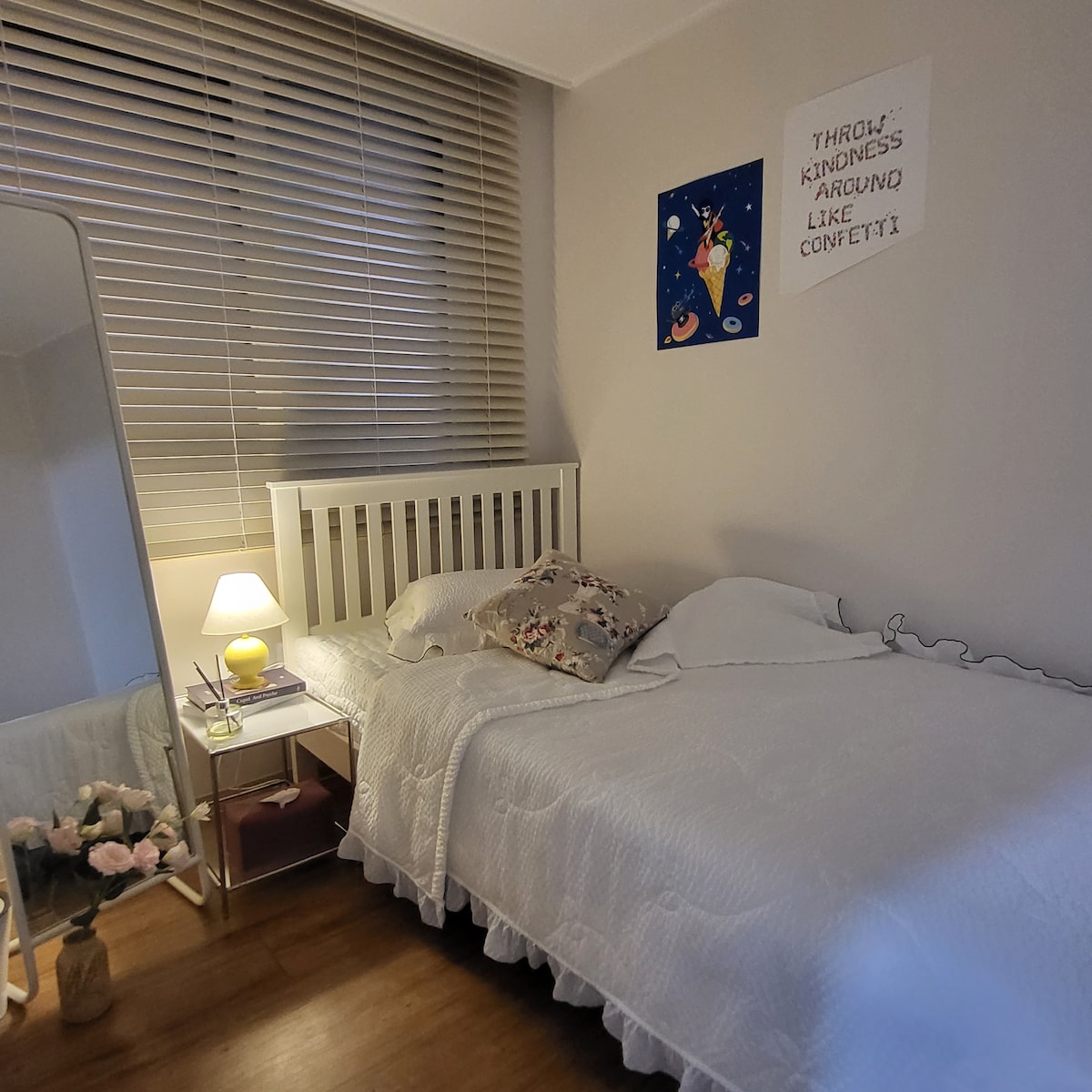 Habitación C_1 cama individual súper 