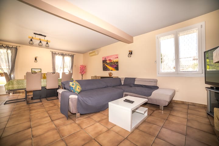 Villa Avec Piscine - Valréas