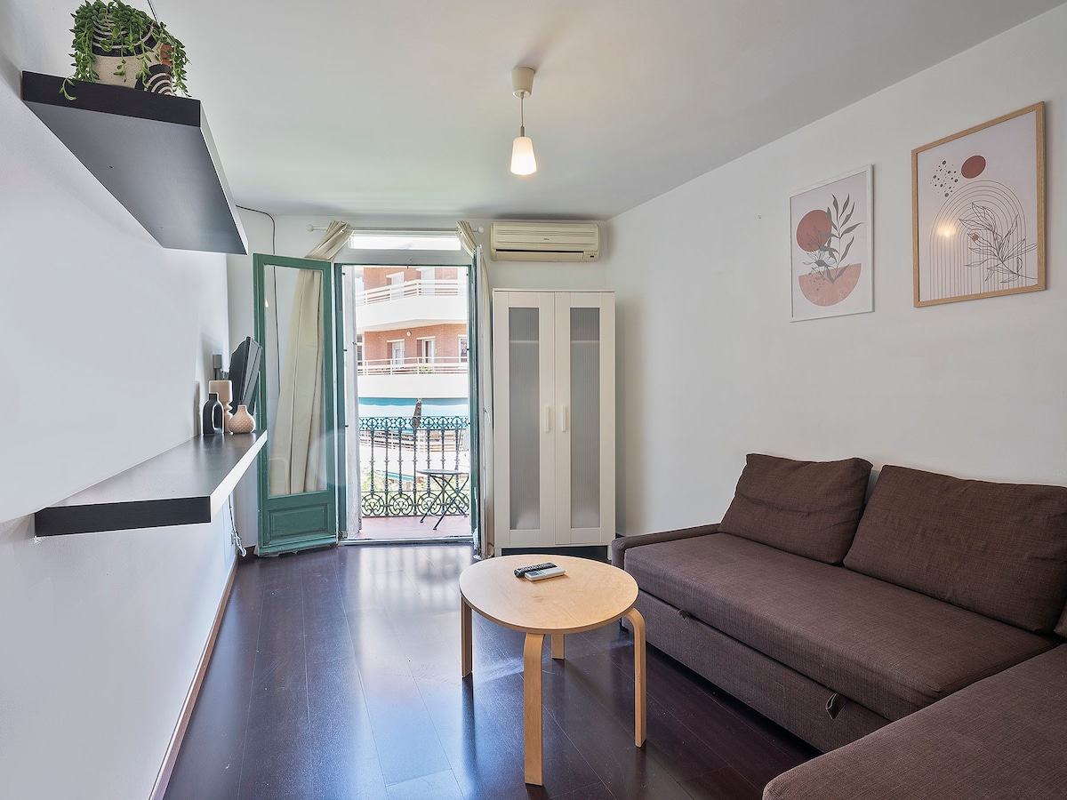 Anuncio de Airbnb popular: Citytrip Poblenou Beach en El Poblenou