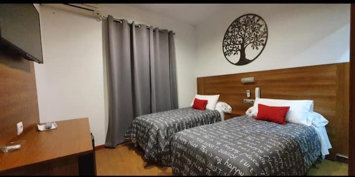 Hostal San Francisco.doble 2 Camas - カディス