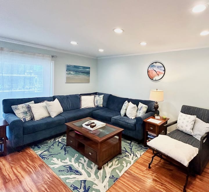 North Ocmd Retreat - 2nd Row From The Ocean - Ocean City Beach