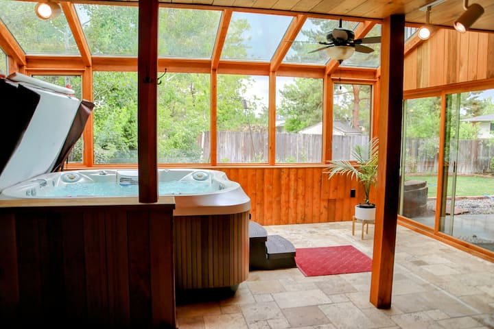 9 Min To Red Rocks! Hot Tub, Pool Table, 2 Bd Room - Morrison, CO