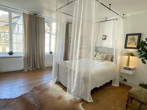 The Maison Des Balais