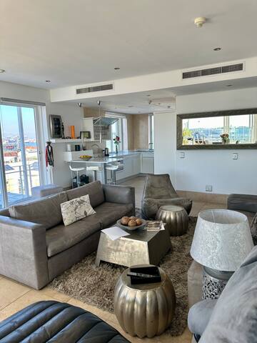 Top of the world gallery image 5