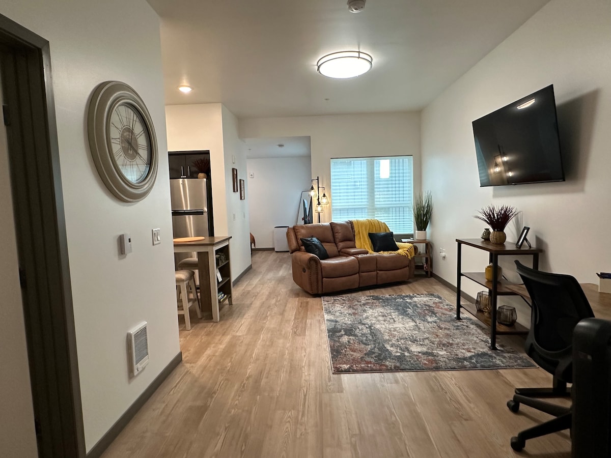 Living room image 6