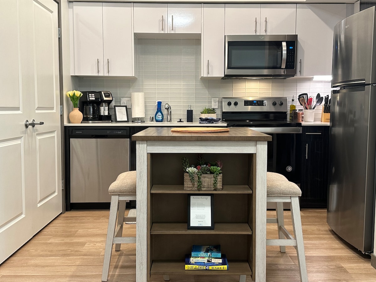 Coffee maker prepares coffee in a 12-cup carafe and takes single serve coffee grounds or K-cup pods. We even provide a small start kit of K-cups and creamers.