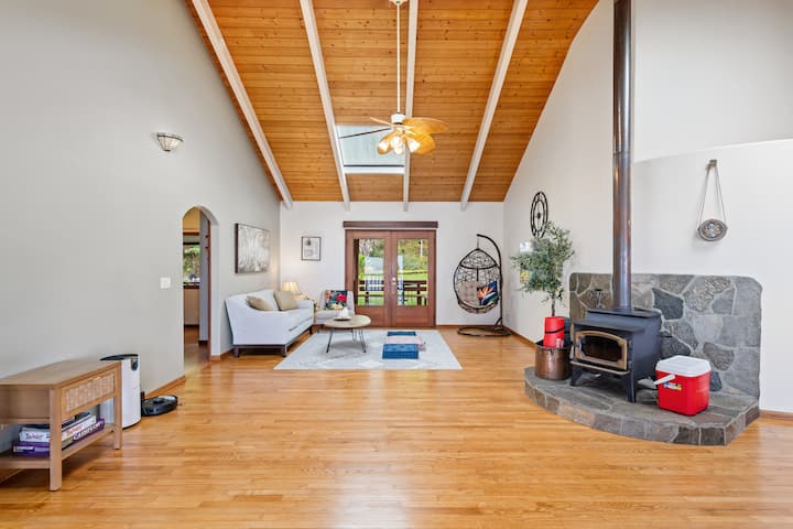 Zen-inspired Retreat, Breathtaking Ocean City View - Kailua-Kona, HI