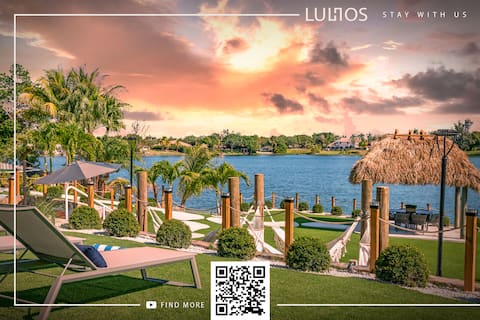 Luxury Lakefront Sports Jacuzzi 20+guest