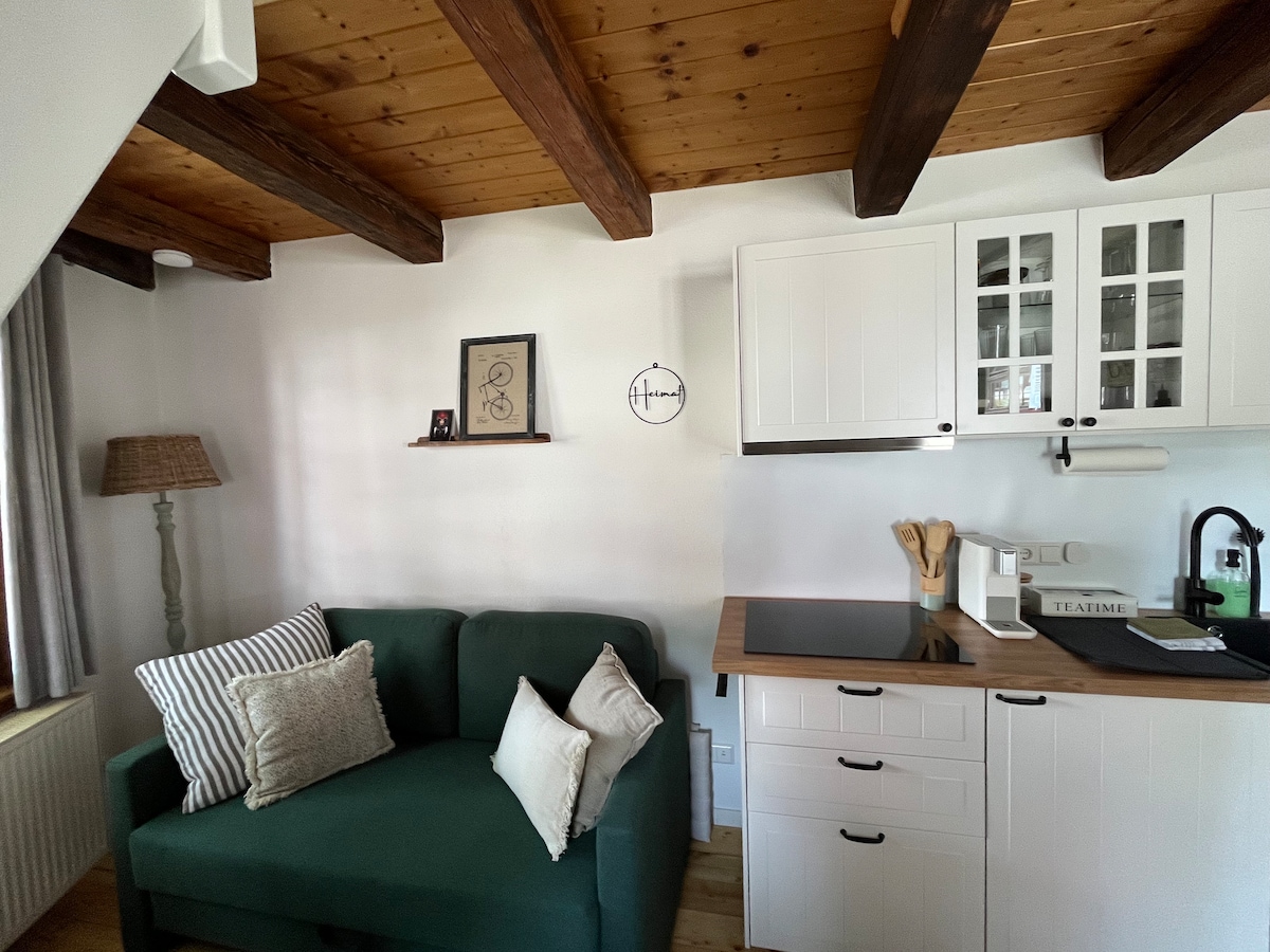 Top performing Airbnb: Tiny1836 in Kehl cork in Ortenaukreis