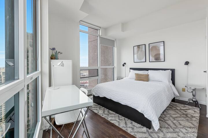 2 BR with Amazing city views & Free parking gallery image 4