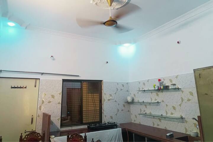 2bhk Nearmarket | Pet & Fam Friendly | 1-6 Guests - Jabalpur
