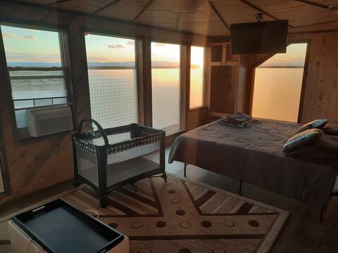 The Suite @ OffGrid Wild Oasis