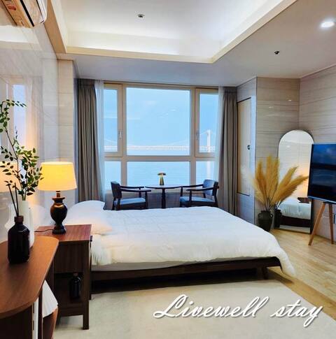 Gwangalli Beach 1 second # Oriental warm emotional accommodation # Comfortable tranquil accommodation # Welcome tea provided # Sunrise