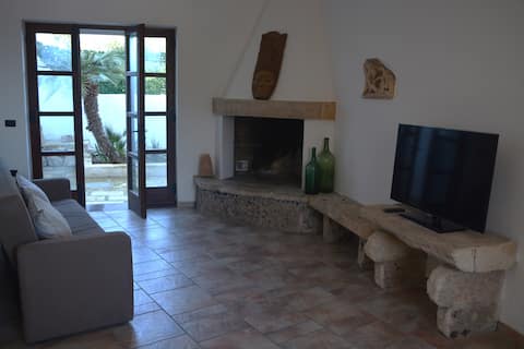 Top Airbnb: Casa Le Radici – Castro in Castro