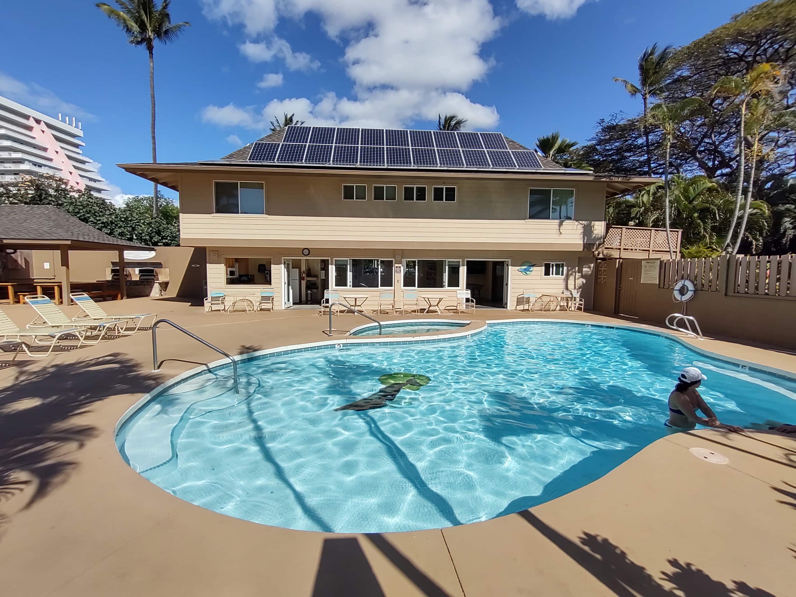 Condo in Lahaina · ★4.96 · Studio · 1 bath - Image 42
