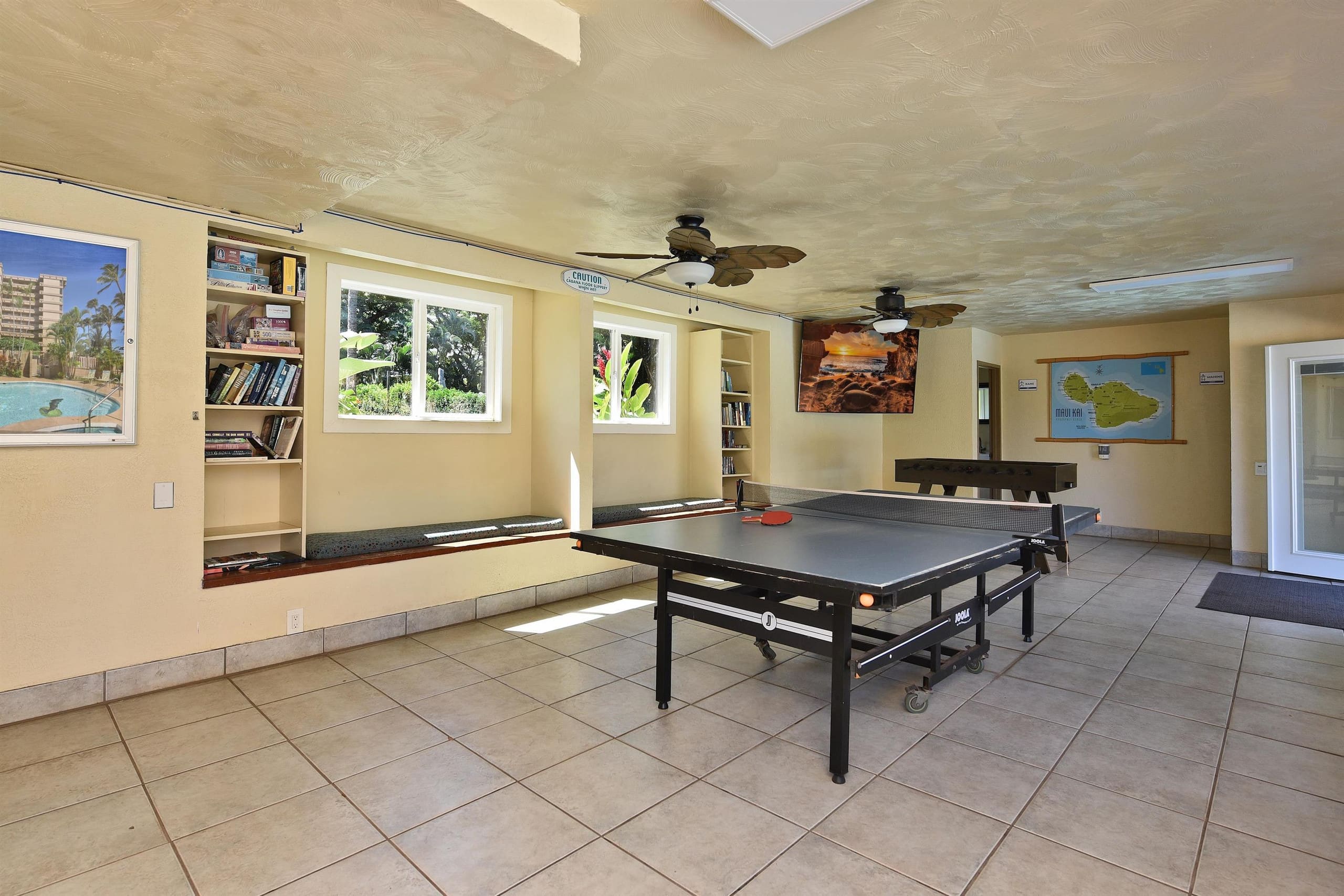 Condo in Lahaina · ★4.96 · Studio · 1 bath - Image 77