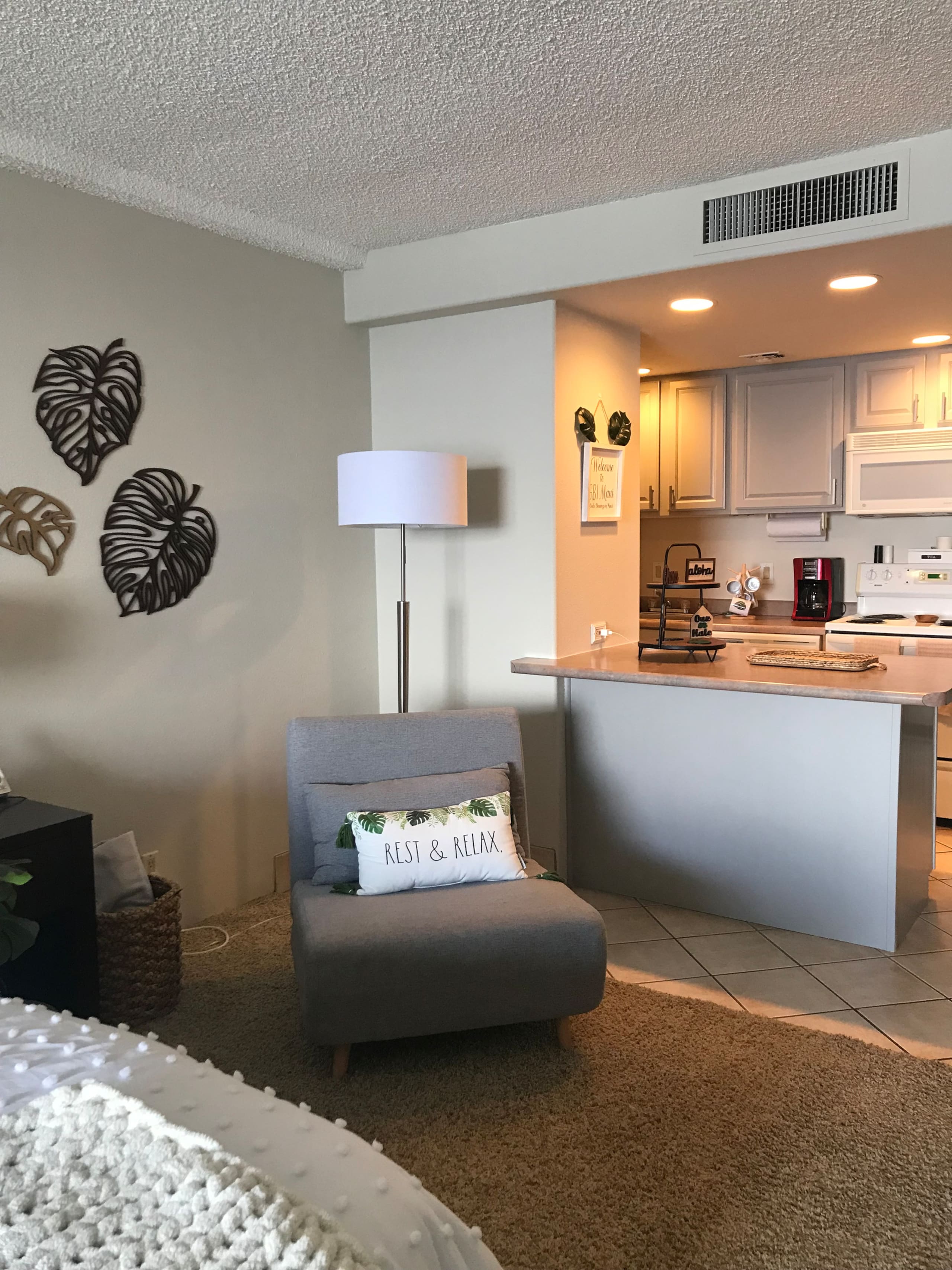 Condo in Lahaina · ★4.96 · Studio · 1 bath - Image 58
