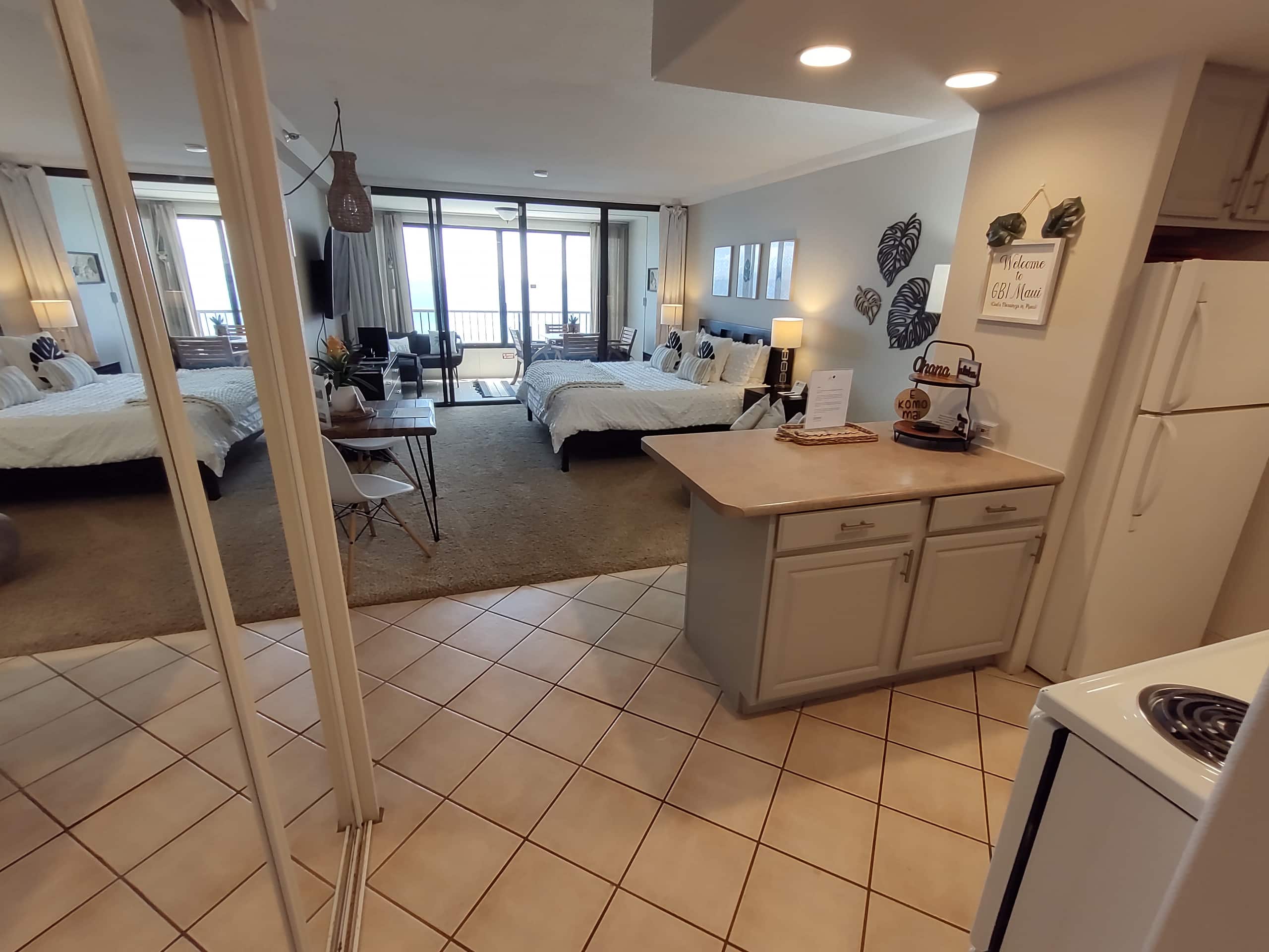 Condo in Lahaina · ★4.96 · Studio · 1 bath - Image 64