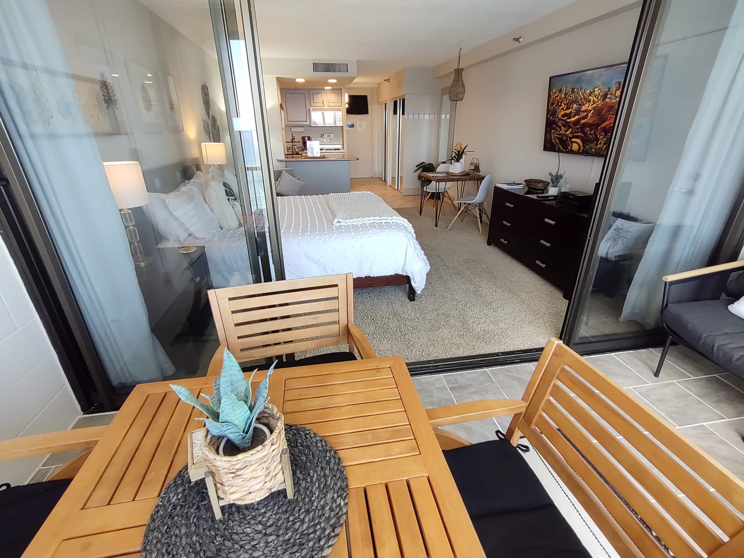 Condo in Lahaina · ★4.96 · Studio · 1 bath - Image 60