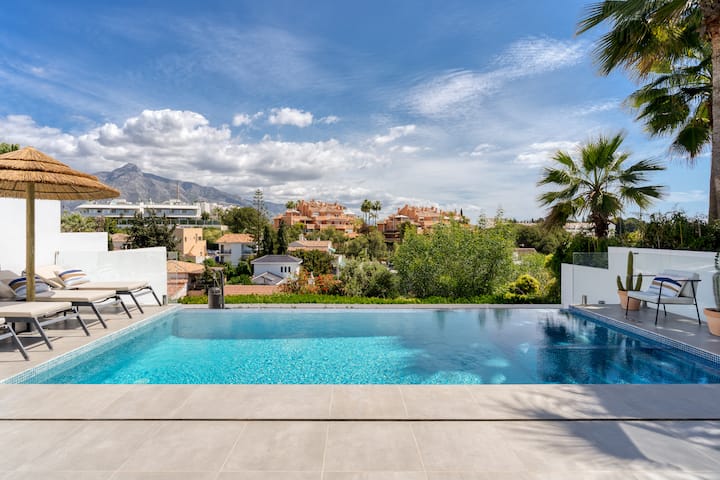 Modern Villa With Private Pool - Puerto Banús