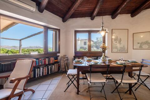 [Seaside Descent] – Villa Exclusive Caprera View