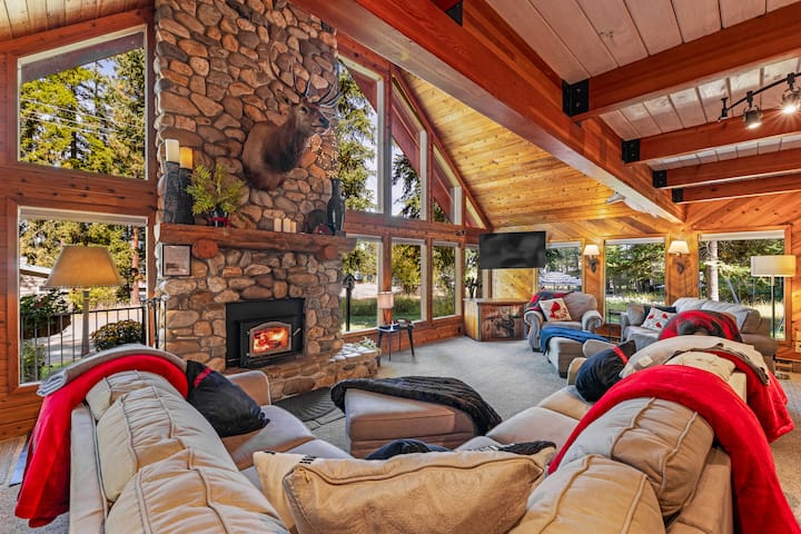 Spacious Cabin, Steps To Lake, Beach & River - McCall, ID