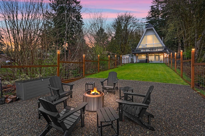 The Gnome Gully - A-frame Getaway W/ Sound Views - Olympia, WA