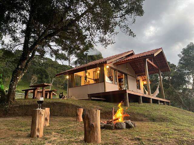 Entire home with 1 bedrooms in Goncalves - Chale Um Sonho a Mais.