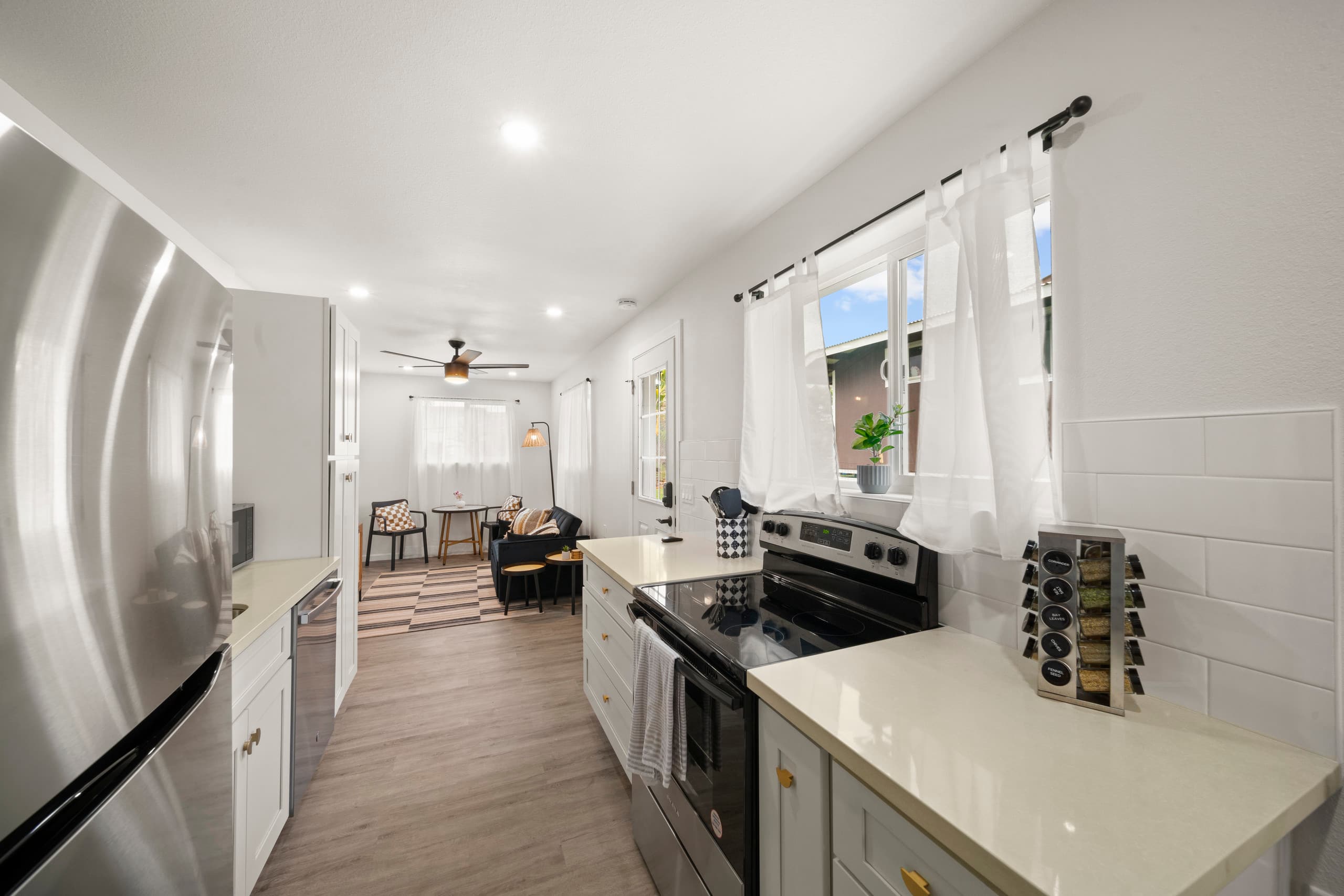 Home in Hilo · ★4.72 · 2 bedrooms · 2 beds · 1 private bath - Image 11