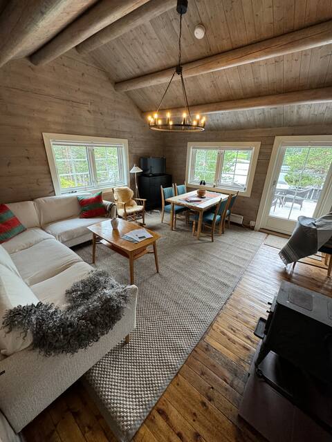 Popular Airbnb listing: Fjelly - idyllic gem in Sirdal