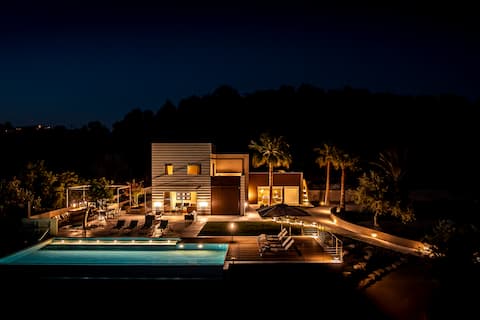 Altamira - villa with pool in Noto