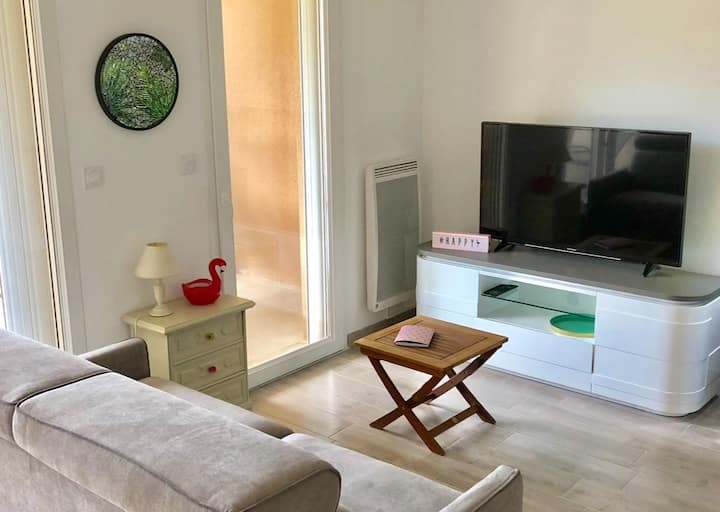 მისაღები ოთახი