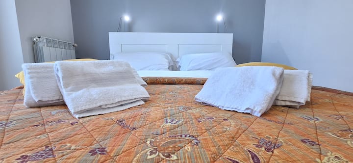 Bedroom 2 with double bed