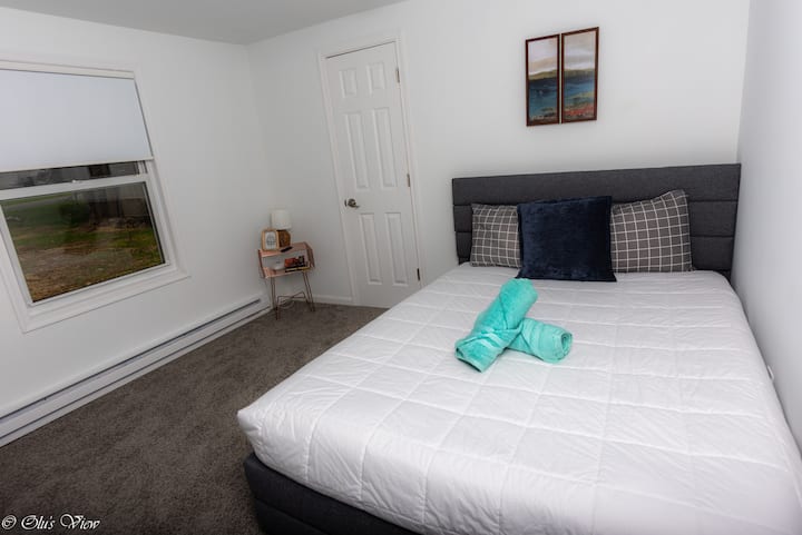 Спалня 2 Двойно легло с дрешник 