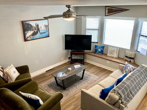 Popular Airbnb listing: Avalon Home Close to Beach in Avalon