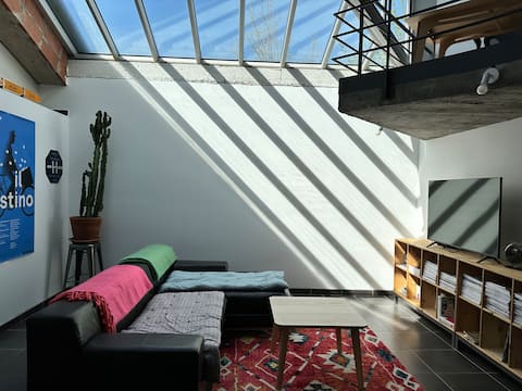 Popular Airbnb listing: House Workshop in the countryside in Toulouse