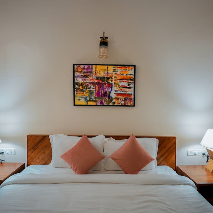 Bedroom 3 image 1