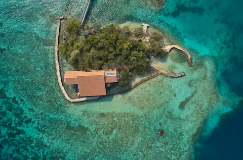 Exclusive & Stilish | Rosario Pvt Island w/Staff