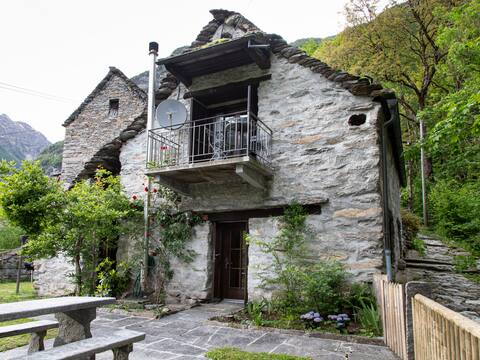 Verzasca Lodge Cassiopea - Amazing View!