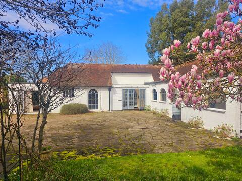 Farmhouse Cottage