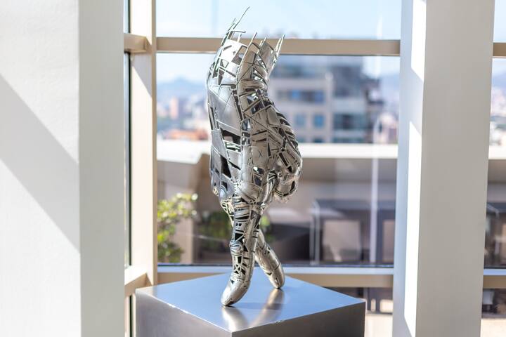 Penthouse Duplex with whole City and Sea Views! gallery image 5