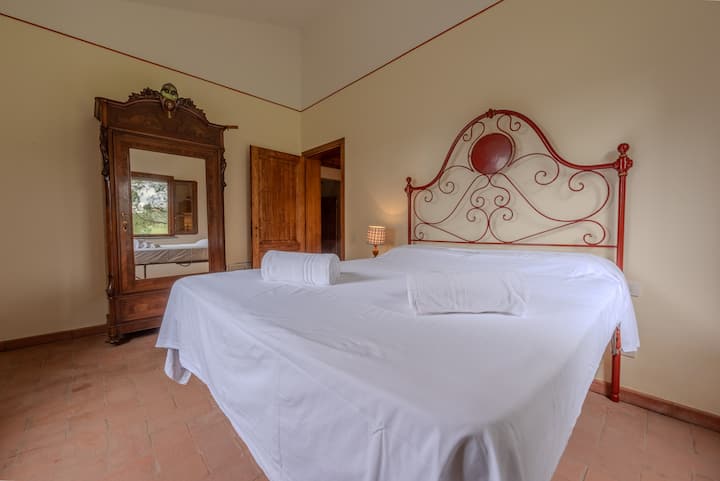 საძინებელი 3