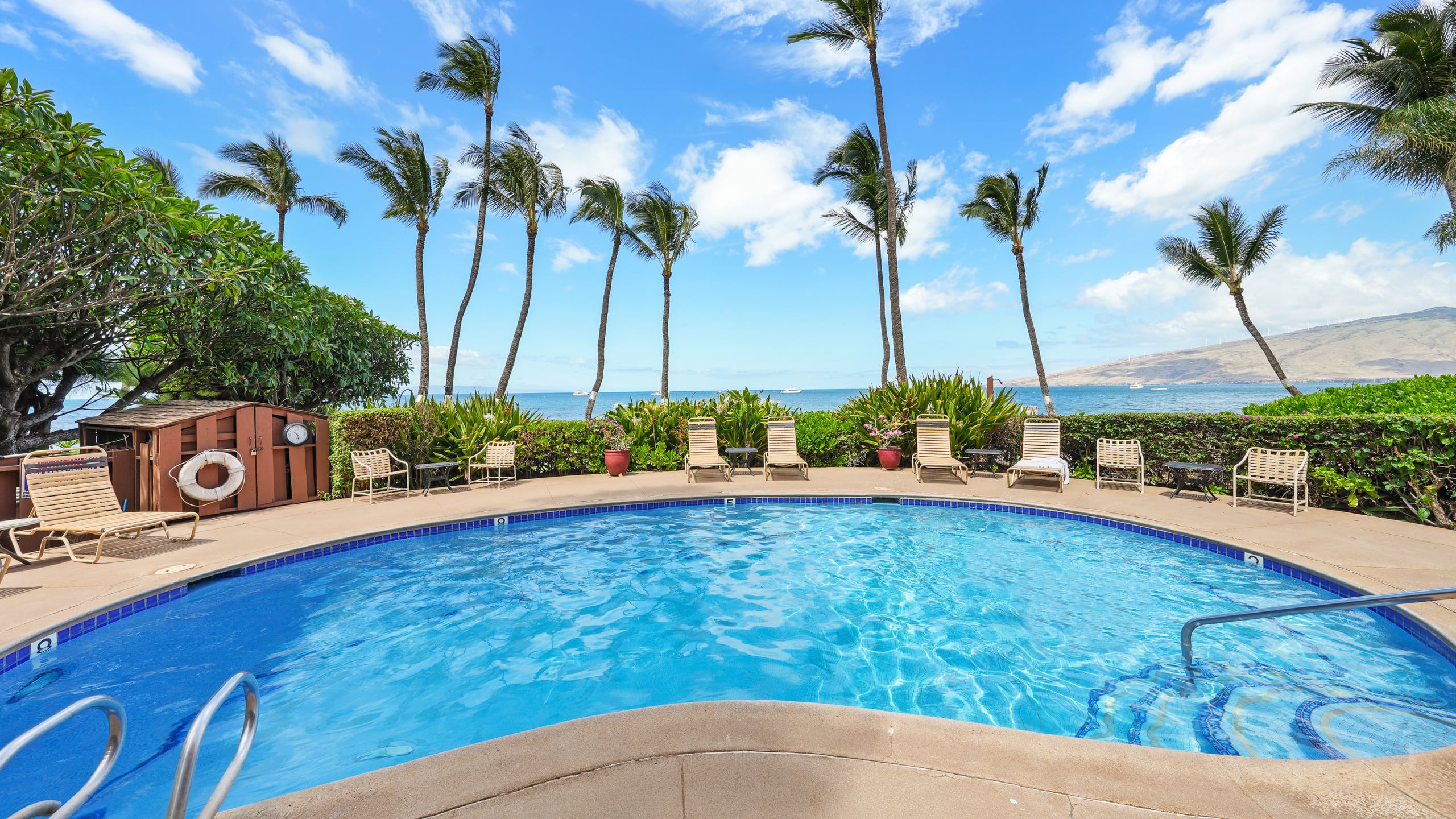 Oceanfront Kihei Maui Studio - Image 13