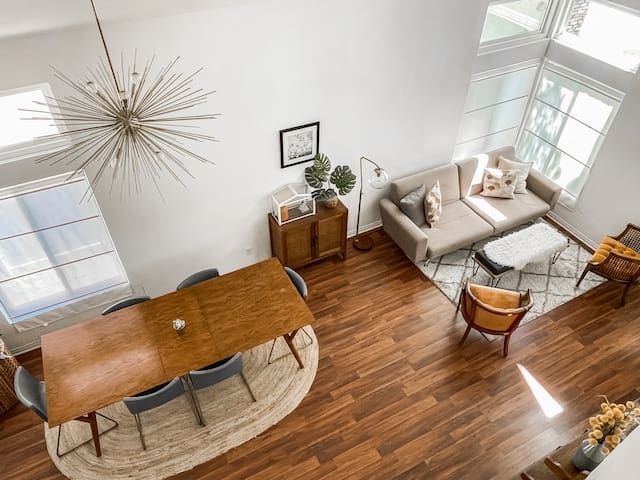 3BR, 2.5 BA Home – Community Pool-Pet Friendly