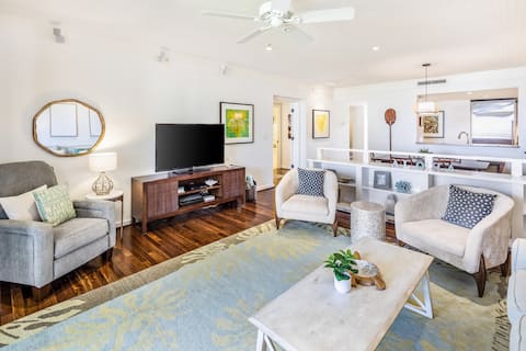 Successful Airbnb property: Paradise Found! Ocean Views & 5 Star Reviews 3BDR in Kawela Bay
