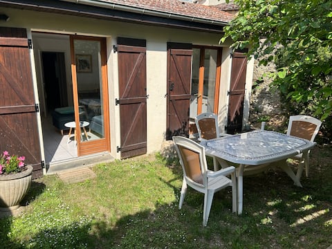 Eden: a garden in the heart of the old village